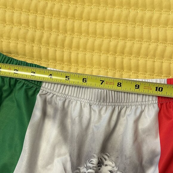 Men's shorts actually from Italy, No size (maybe a small/med) - Picture 5 of 6